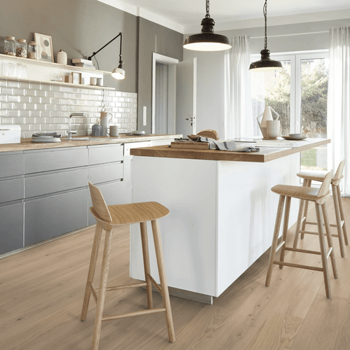 Piso de madera Oak Animoso Live Pure de 2200x209x14 mm