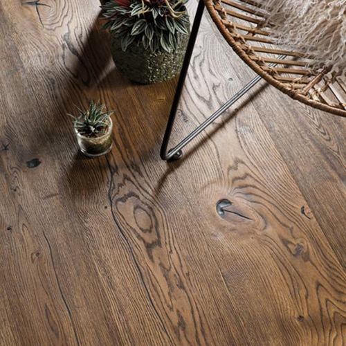Piso de madera Oak Espressivo Antique Brown Live Natural de 2200x209x14 mm